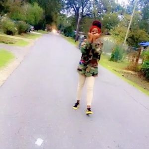 Meet your Posher, Chee